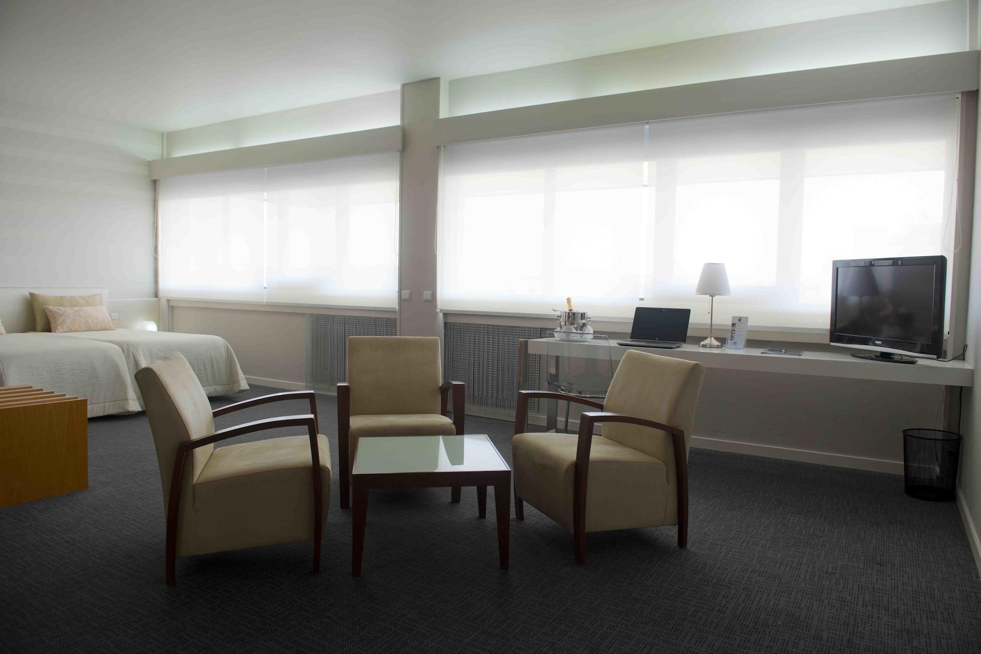 Hotel Eurosol Leiria & Jardim Экстерьер фото